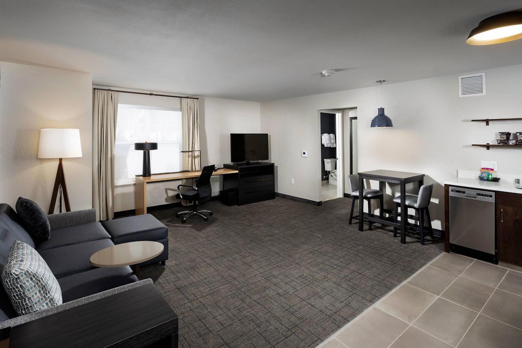 Residence Inn By Marriott Milwaukee Брукфілд Екстер'єр фото